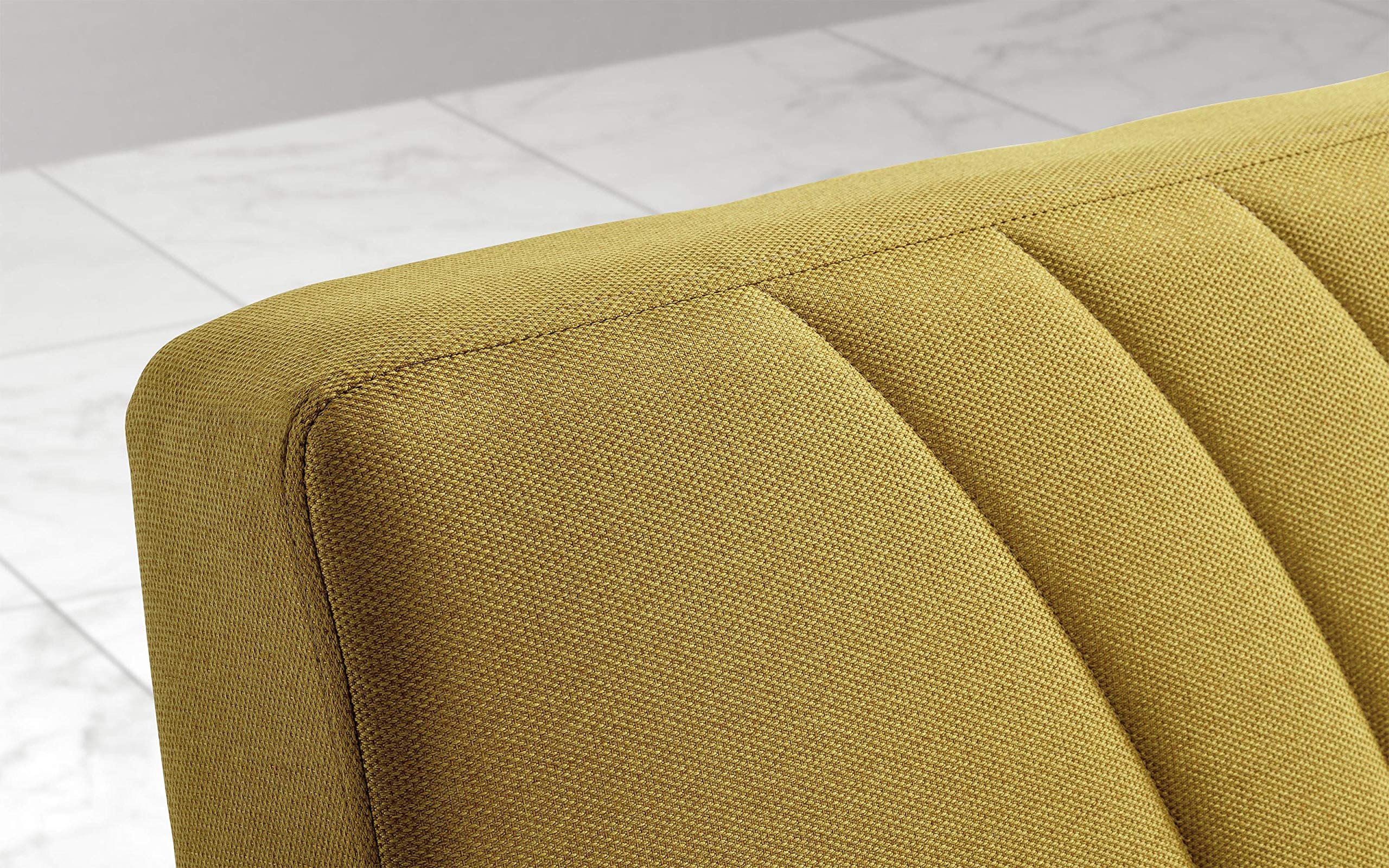 Sofá cama 3 plazas amarillo mostaza con compartimento